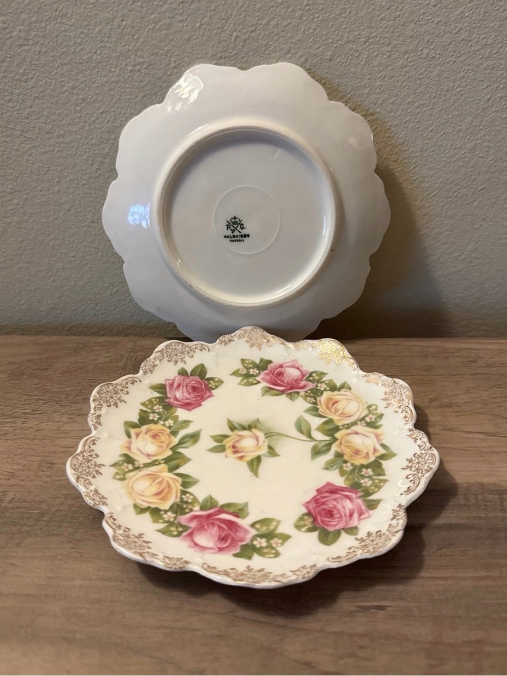 Royal Ancestry Pink & Yellow Rose Scalloped Dessert Plate - Royal Albert Style